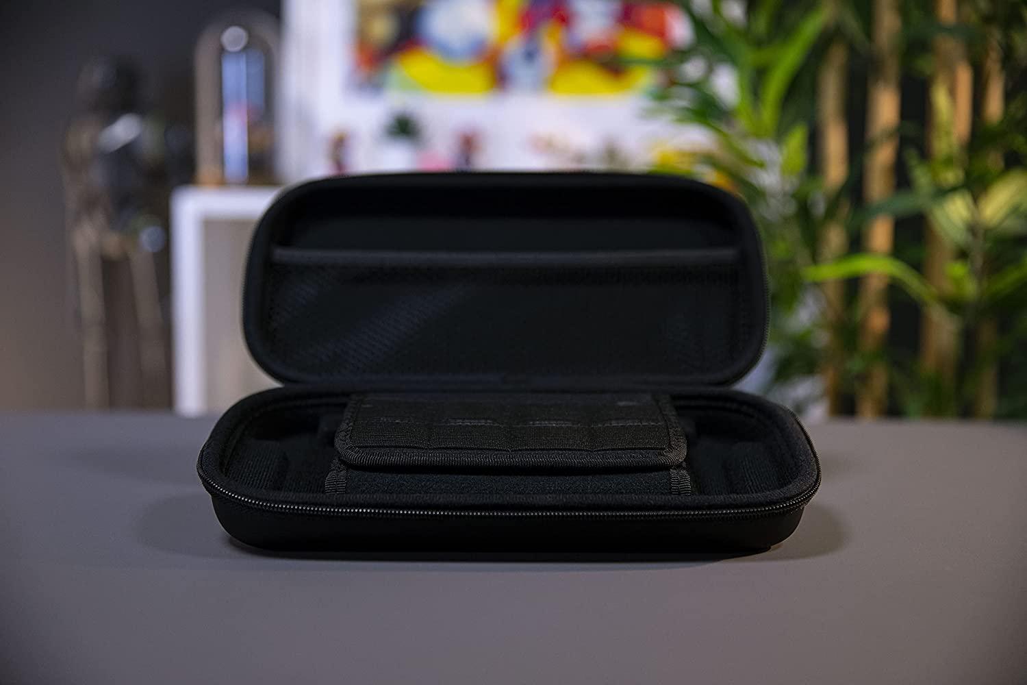 KONIX Unik Unicorn Dab Nintendo Switch Carry Case - GameStore.mt | Powered by Flutisat