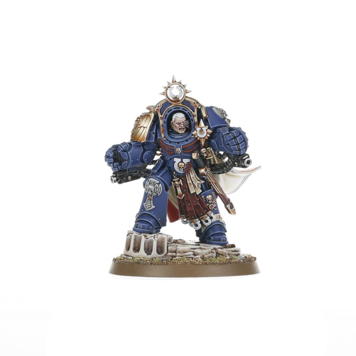 Ultramarines: Marneus Calgar in Armour of Antilochus (Warhammer 40,000 | 55-74)