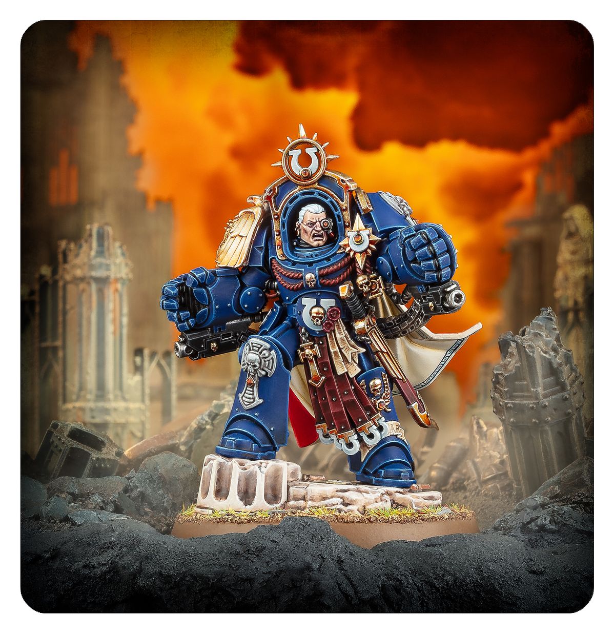 Ultramarines: Marneus Calgar in Armour of Antilochus (Warhammer 40,000 | 55-74)